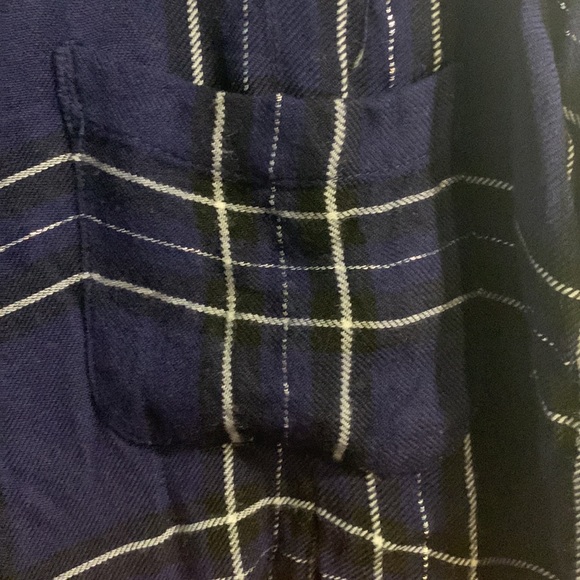 Plaid Navy Lord & Taylor Button Top - Picture 4 of 8